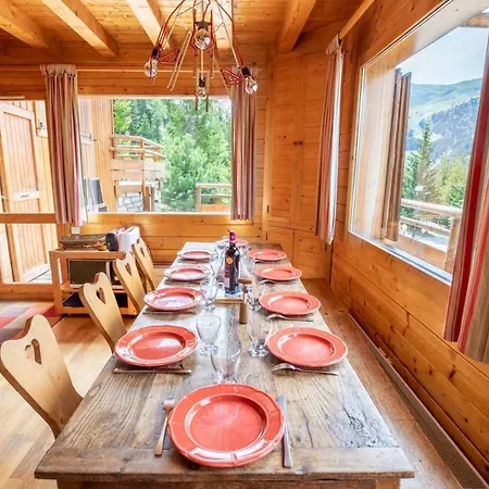 Chalet Binoche Chalet Meribel